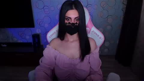   Yasmina   online show from 27, 5, 2026