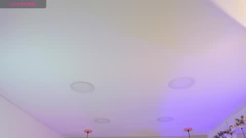 Ashley online show from 12, 10, 2025