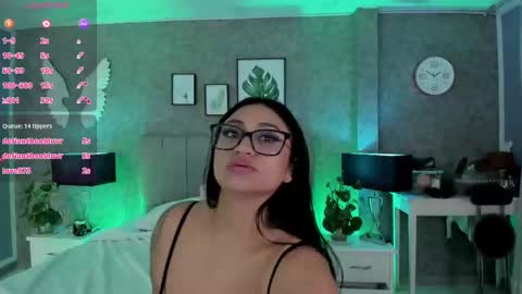 Snapshot of ashley_bruche chatting on 4, 3, 2025 Ashleyy online show from 4, 3, 2025