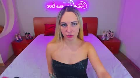 Snapshot of ashley_crashly chatting on 3, 1, 2025 Alina online show from 3, 1, 2025
