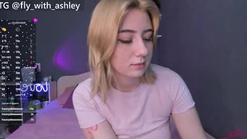 Snapshot of ashley_fly chatting on 20, 9, 2025 ashley_fly online show from 20, 9, 2025