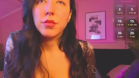 Snapshot of ashley_luxy chatting on 29, 11, 2025 Ashley online show from 29, 11, 2025