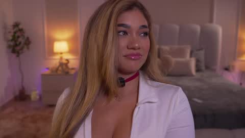  Ashley  online show from 29, 11, 2025