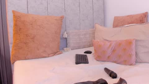 Camila online show from 29, 1, 2025