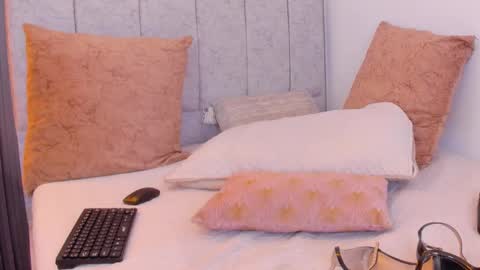 Camila online show from 29, 1, 2025