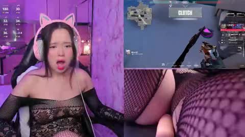 Ashley online show from 6, 11, 2025