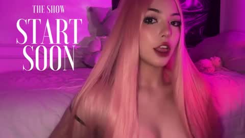 Ashlee Boox   online show from 26, 5, 2026