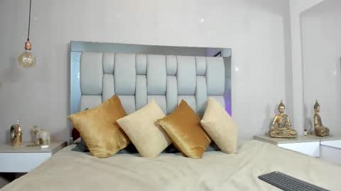 Snapshot of ashleyhiil2 chatting on 18, 11, 2025 AshleyHill online show from 18, 11, 2025