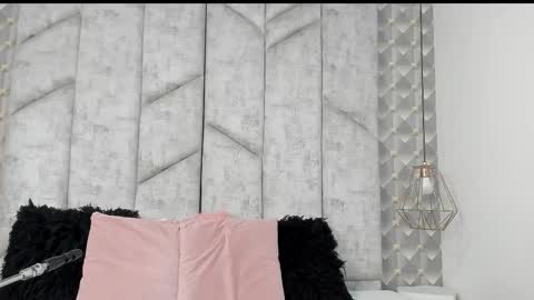 Snapshot of ashleyhiil2 chatting on 15, 12, 2025 AshleyHill online show from 15, 12, 2025