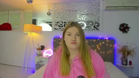 AshleyJonse online show from 17, 12, 2025