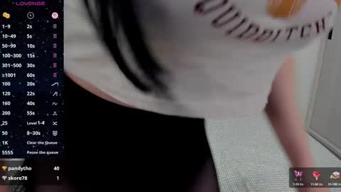 Ashley knight online show from 4, 10, 2025