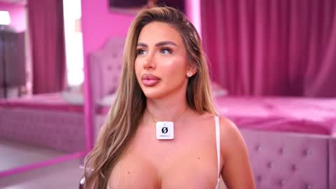 Snapshot of ashleysinnx chatting on 9, 11, 2025 Ashley online show from 9, 11, 2025