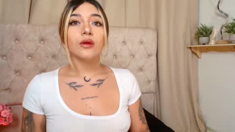 Ashley Lauren online show from 7, 3, 2025