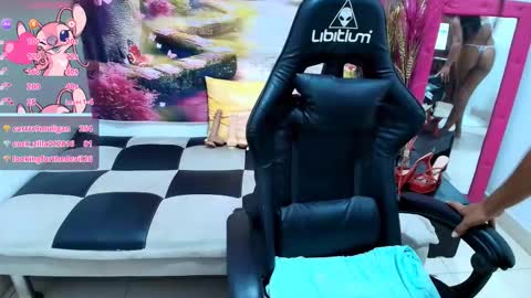Snapshot of ashly_sexylatina18 chatting on 25, 9, 2025 ashly online show from 25, 9, 2025