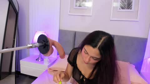 Ashlye online show from 11, 4, 2026