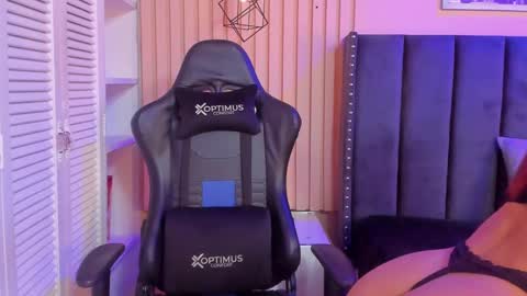 Snapshot of ashlye_miller_ chatting on 22, 12, 2024 ashlye_miller_ online show from 22, 12, 2024