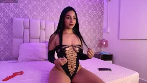 Ashly Rouxx online show from 9, 4, 2026