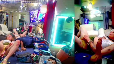 Snapshot of ashmomo chatting on 28, 12, 2024 ashmomo online show from 28, 12, 2024