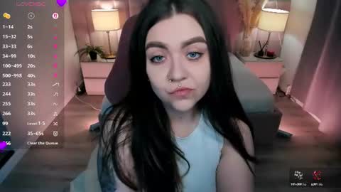 Snapshot of ashton_heidi chatting on 12, 6, 2026 Your girlfriend online show from 12, 6, 2026
