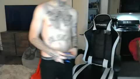 Snapshot of asiababy1 chatting on 20, 3, 2026 frankie online show from 20, 3, 2026