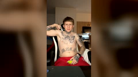 Snapshot of asiababy1 chatting on 2, 4, 2026 frankie online show from 2, 4, 2026