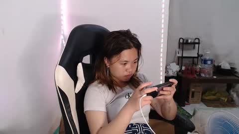 bb girl online show from 12, 11, 2025