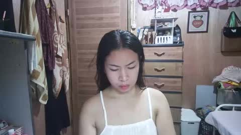 asian_llory online show from 2, 11, 2025