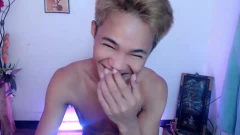 asian_lover05 online show from 17, 9, 2025