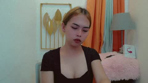 Snapshot of asian_pinay_oldlover chatting on 29, 6, 2026 Angel online show from 29, 6, 2026