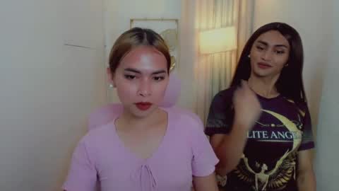 Snapshot of asian_pinay_oldlover chatting on 6, 7, 2026 Angel online show from 6, 7, 2026