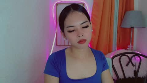 Snapshot of asian_pinay_oldlover chatting on 22, 7, 2026 Angel online show from 22, 7, 2026