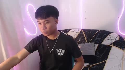 Snapshot of asian_prince_of_cock chatting on 11, 9, 2025 Prince online show from 11, 9, 2025