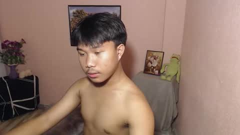 Snapshot of asian_prince_of_cock chatting on 25, 10, 2025 Prince online show from 25, 10, 2025