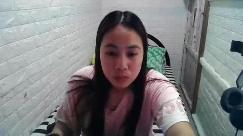 Snapshot of asian_sexydimples chatting on 4, 12, 2025 Trixie online show from 4, 12, 2025