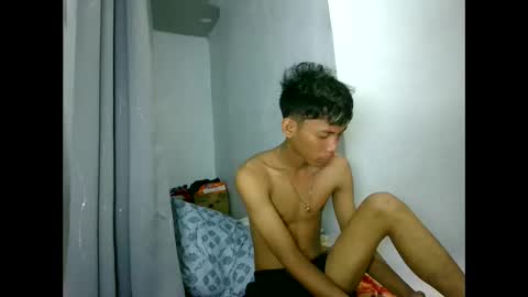 Snapshot of asiancockinsan chatting on 19, 9, 2025 Isan online show from 19, 9, 2025