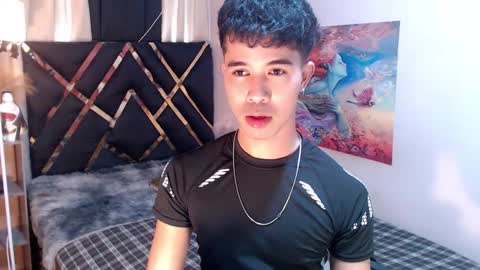 asiancum_peter online show from 8, 1, 2026