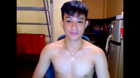asiandreamboyx online show from 21, 4, 2026