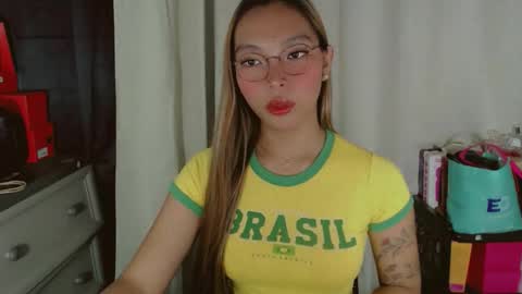 Snapshot of asianhottiesttamira chatting on 24, 5, 2026 HI IM TAMIRA LOOKING FOR SERIOUS RELATIONSHIP online show from 24, 5, 2026
