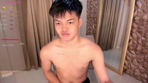 Snapshot of asianhugescott chatting on 8, 2, 2025 VICTORIA SCOTT online show from 8, 2, 2025