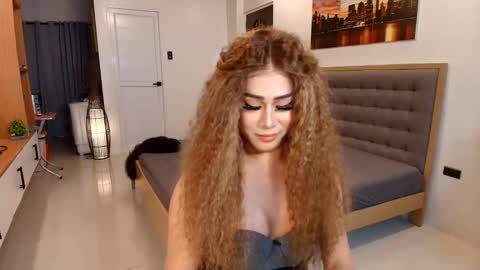 ERIKA 3 online show from 7, 12, 2024