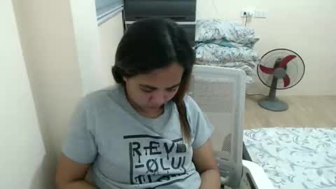 Snapshot of asianprettymay chatting on 17, 3, 2026 asianprettymay online show from 17, 3, 2026