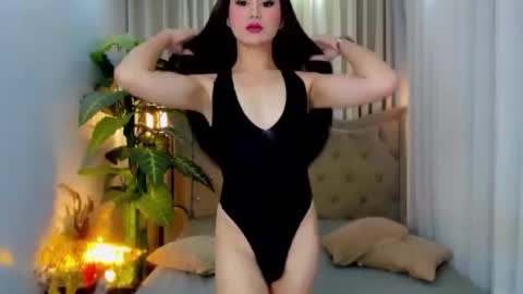 Snapshot of asiansexhunter chatting on 24, 10, 2025 Ms. MONICA online show from 24, 10, 2025