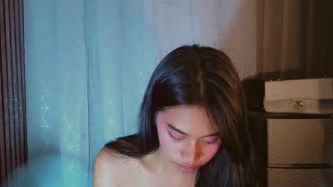 kisses online show from 30, 5, 2026