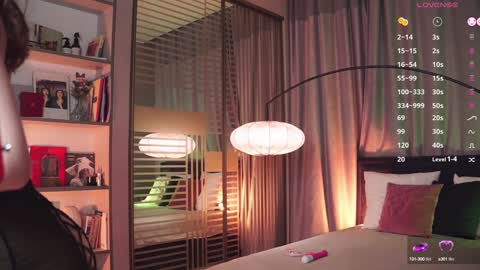 Audrey online show from 6, 2, 2025