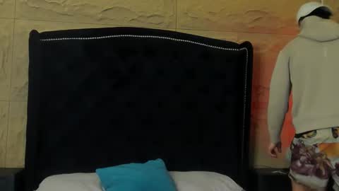 Aslan  online show from 9, 2, 2026