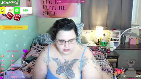 Snapshot of asserolee chatting on 1, 2, 2026 Cassie online show from 1, 2, 2026