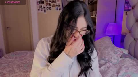 Ashley online show from 4, 12, 2025