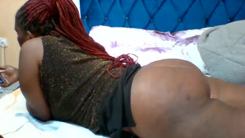 FLORAH DANIEL online show from 28, 7, 2026