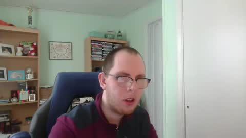 Snapshot of astg94 chatting on 13, 2, 2025 Andrew or Smiley Read the message in bold above the bio design for info on the situation. online show from 13, 2, 2025