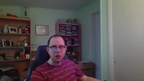 Snapshot of astg94 chatting on 29, 10, 2025 Andrew or Smiley Read the message in bold above the bio design for info on the situation. online show from 29, 10, 2025